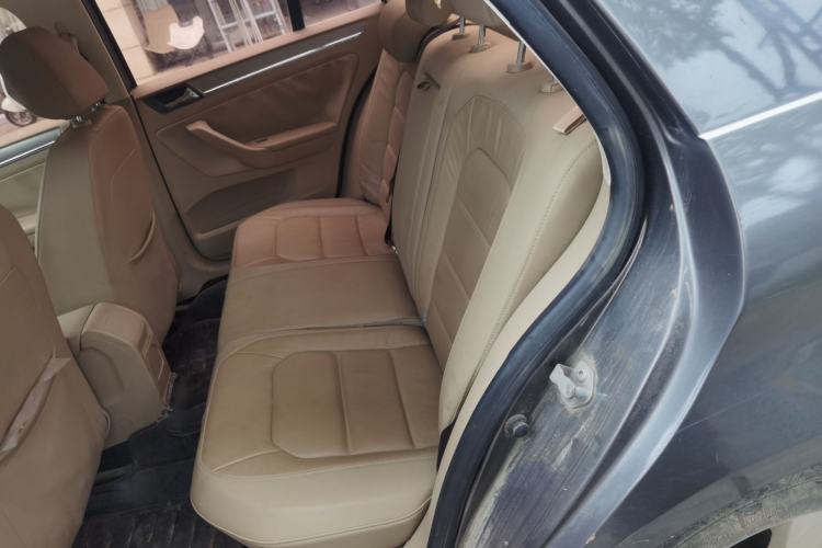 Used Volkswagen Bora 2014 1.6L Automatic Comfort Model Left Rear Seat