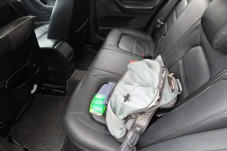 Used Volkswagen Bora 2014 1.6L Automatic Fashion Model Left Rear Seat