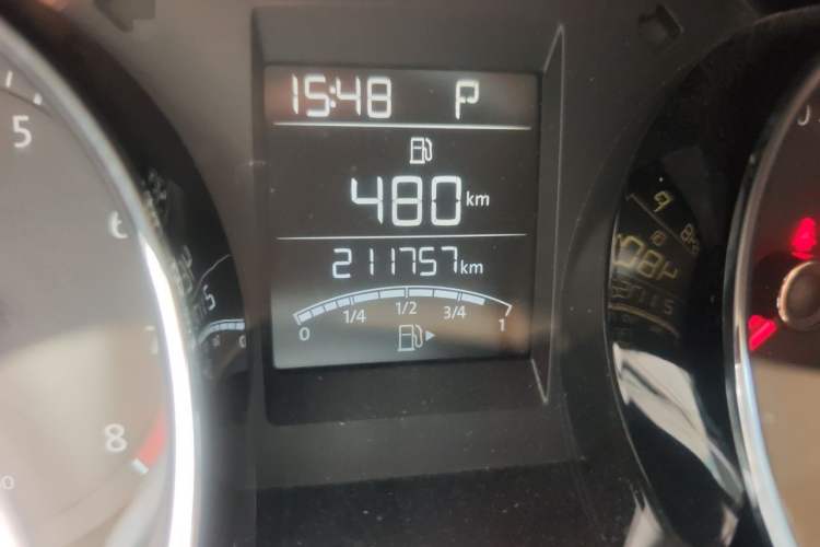 Used Volkswagen Bora 2014 1.6L Automatic Comfort Model Odometer Close Up