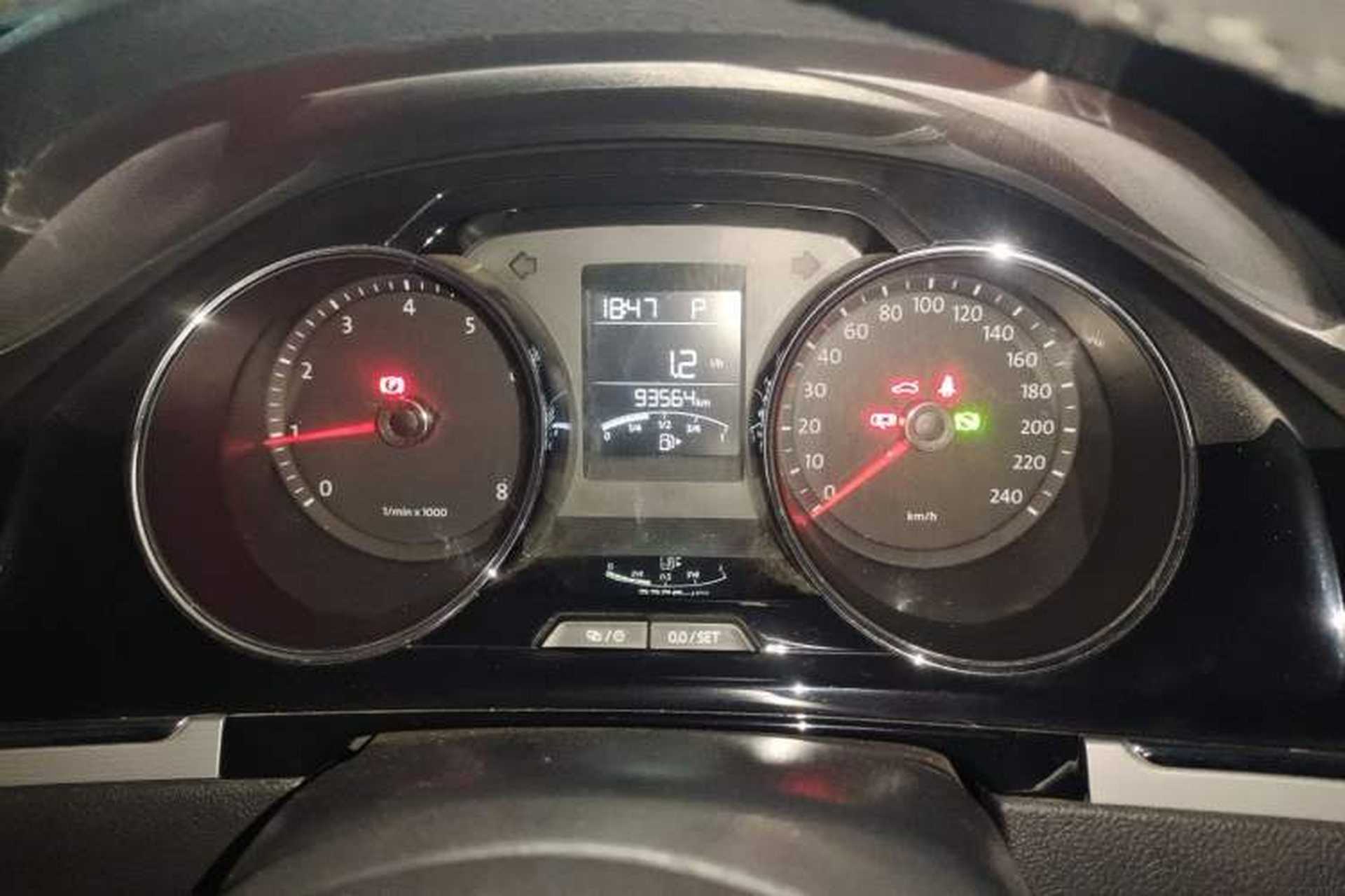 Used Volkswagen Bora 2014 1.6L Automatic Comfort Model Odometer Close Up