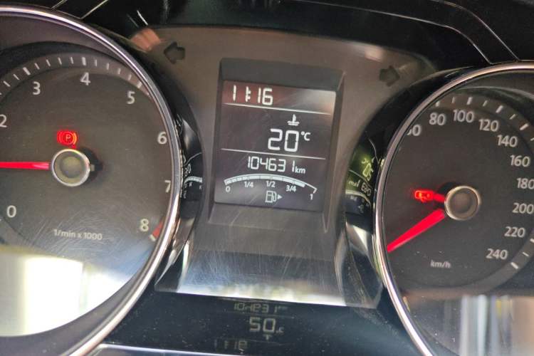 Used Volkswagen Bora 2014 1.6L Manual Comfort Model Odometer Close Up