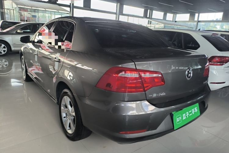 Used Volkswagen Bora 2014 1.6L Manual Comfort Model Rear Left 45 Deg