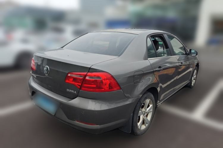 Used Volkswagen Bora 2014 1.6L Automatic Comfort Model Rear Right 45 Deg