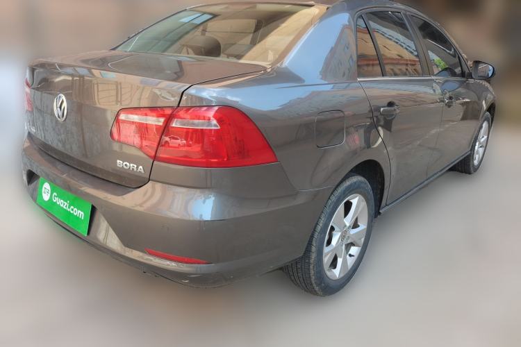 Used Volkswagen Bora 2014 1.6L Automatic Comfort Model Rear Right 45 Deg
