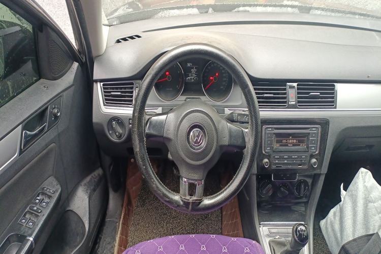 Used Volkswagen Bora 2014 1.6L Manual Fashion Edition Steering Wheel