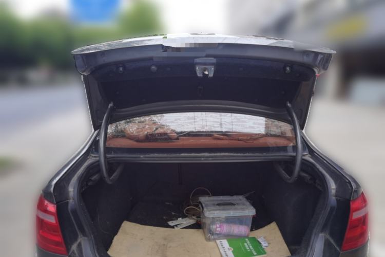 Used Volkswagen Bora 2014 1.6L Automatic Comfort Model Trunk