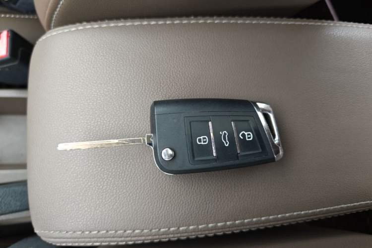 Used Volkswagen Bora 2014 1.6L Automatic Comfort Model Vehicle Key