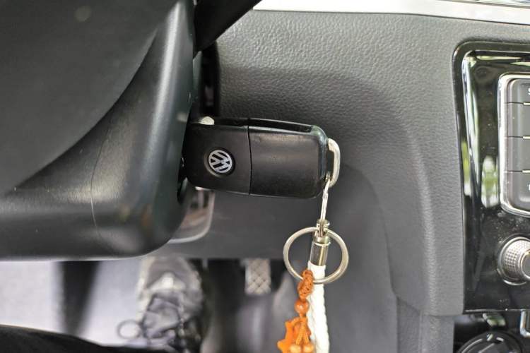 Used Volkswagen Bora 2014 1.6L Automatic Comfort Model Vehicle Key