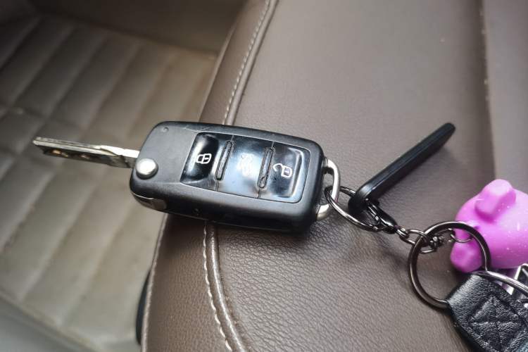 Used Volkswagen Bora 2014 1.6L Automatic Comfort Model Vehicle Key