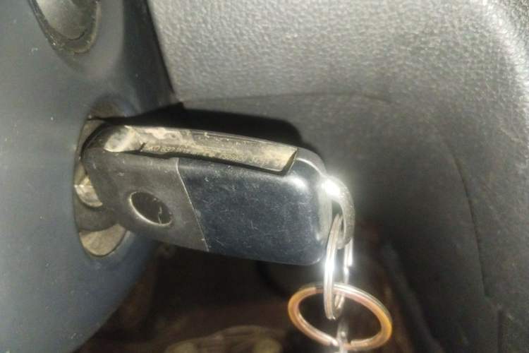 Used Volkswagen Bora 2014 1.6L Manual Comfort Model Vehicle Key