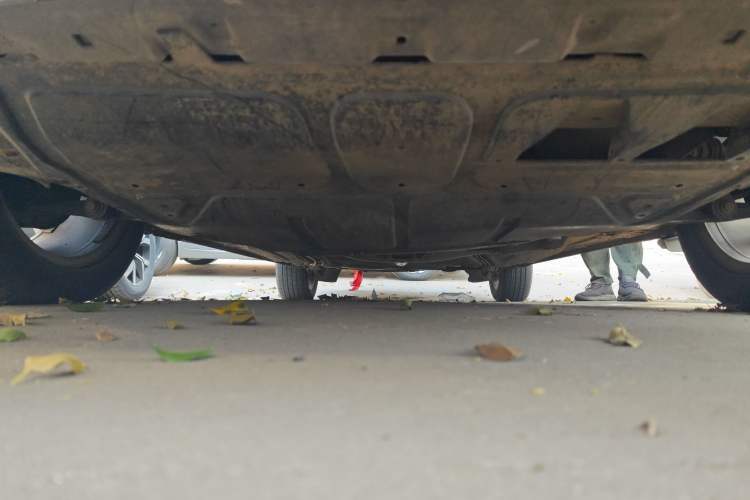 Used Volkswagen Bora 2014 1.6L Automatic Comfort Model Chassis Front