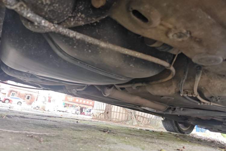 Used Volkswagen Bora 2014 1.6L Automatic Comfort Model Chassis Rear Right