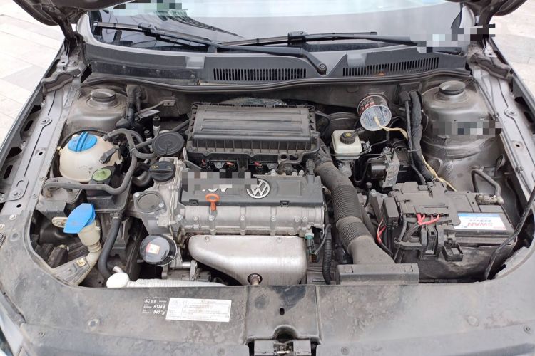 Used Volkswagen Bora 2014 1.6L Automatic Comfort Model Engine Bay