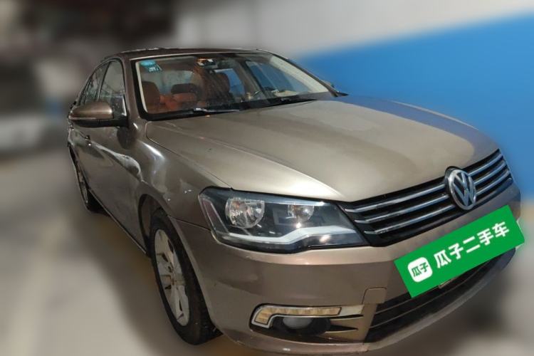 Used Volkswagen Bora 2014 1.6L Automatic Comfort Model Front Right 45 Deg