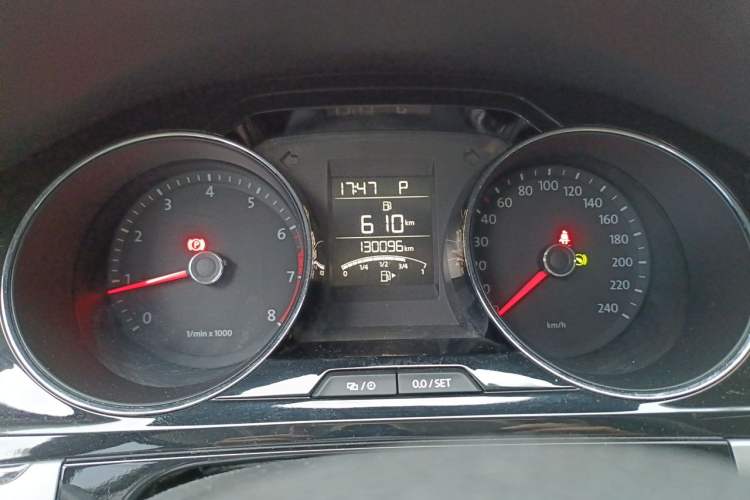 Used Volkswagen Bora 2014 1.6L Automatic Comfort Model Instrument Cluster
