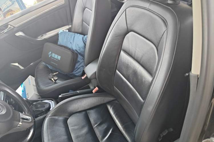 Used Volkswagen Bora 2014 1.6L Automatic Comfort Model Left Front Seat
