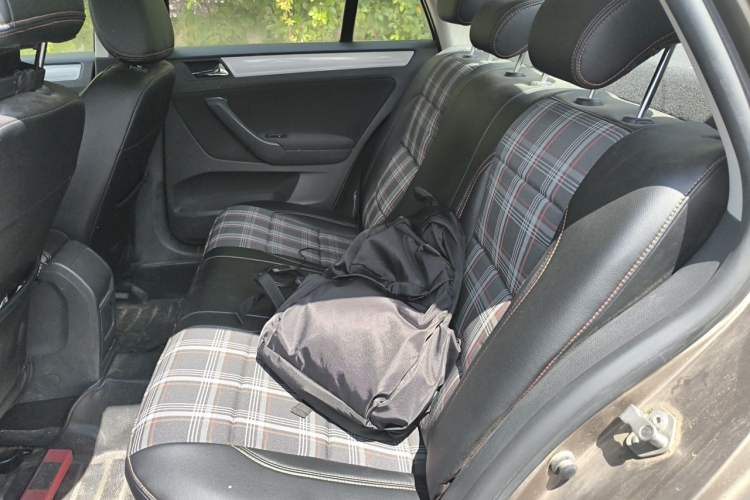 Used Volkswagen Bora 2014 1.6L Manual Fashion Edition Left Rear Seat