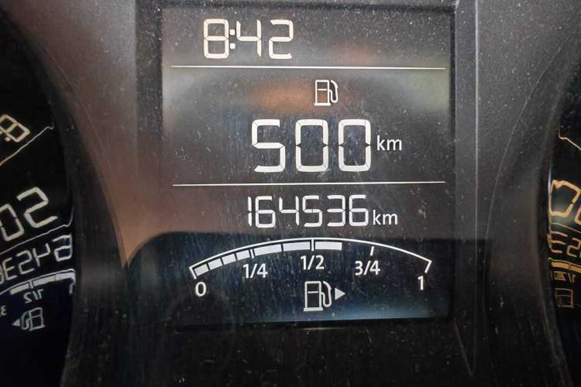 Used Volkswagen Bora 2014 1.6L Manual Comfort Model Odometer Close Up
