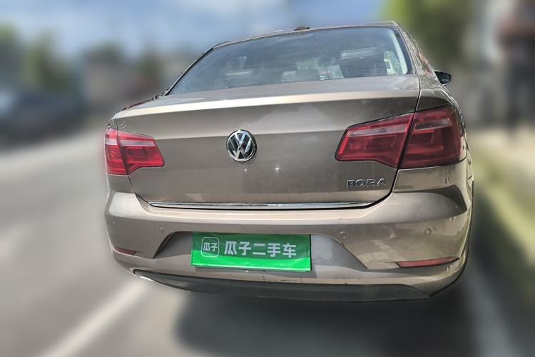 Used Volkswagen Bora 2014 1.6L Manual Fashion Edition Rear