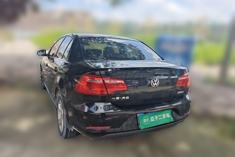 Used Volkswagen Bora 2014 1.6L Automatic Comfort Model Rear Left 45 Deg