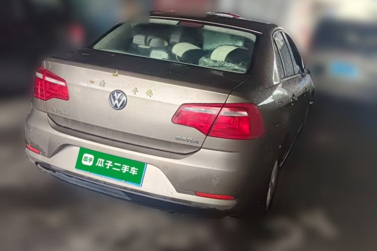 Used Volkswagen Bora 2014 1.6L Automatic Fashion Model Rear Right 45 Deg