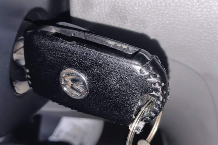 Used Volkswagen Bora 2014 1.6L Automatic Fashion Model Vehicle Key