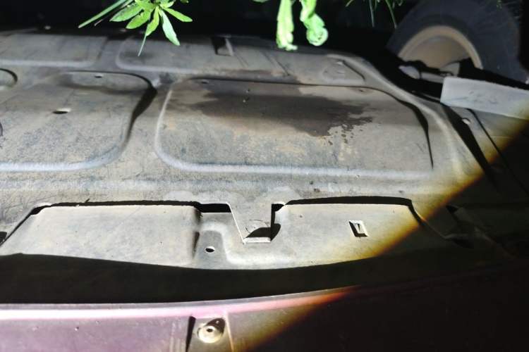 Used Volkswagen Bora 2014 1.6L Automatic Comfort Model Chassis Front