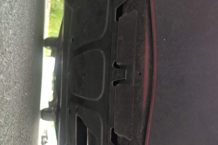 Used Volkswagen Bora 2014 1.6L Automatic Comfort Model Chassis Front