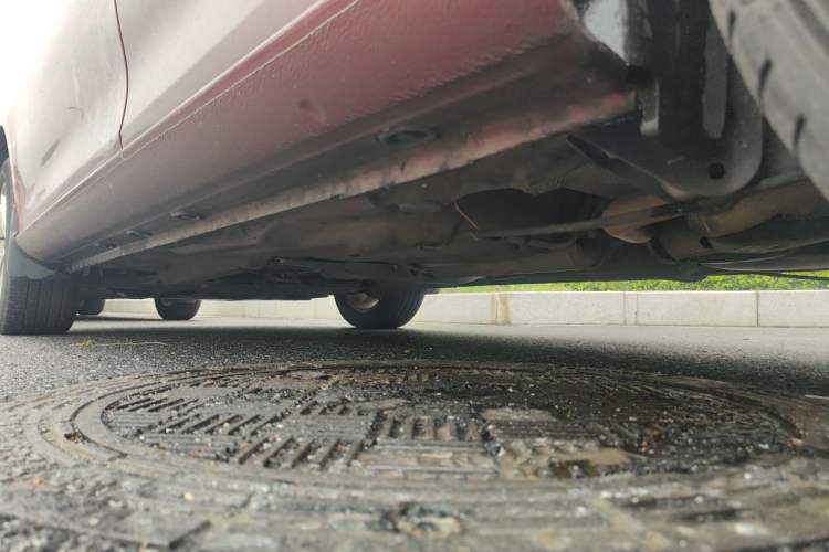 Used Volkswagen Bora 2014 1.6L Automatic Comfort Model Chassis Rear Left