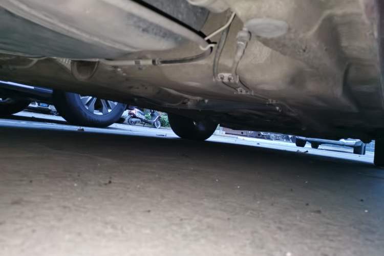 Used Volkswagen Bora 2014 1.4TSI Automatic Sportline Chassis Rear Right