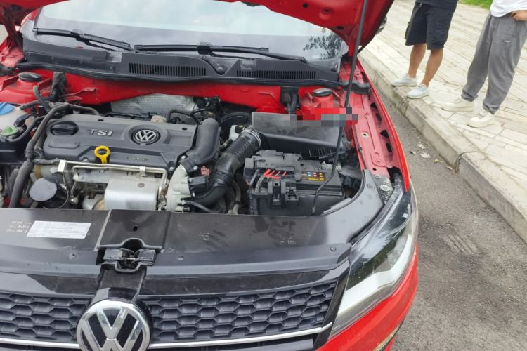 Used Volkswagen Bora 2014 1.4TSI Automatic Sportline Engine Bay Left