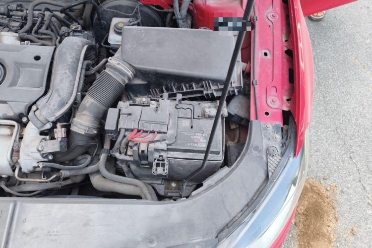 Used Volkswagen Bora 2014 1.4TSI Automatic Sportline Engine Bay Left
