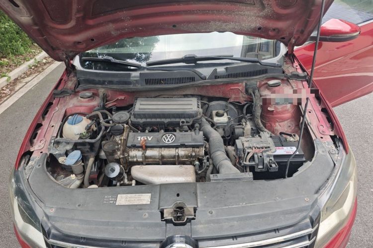 Used Volkswagen Bora 2014 1.6L Automatic Comfort Model Engine Bay