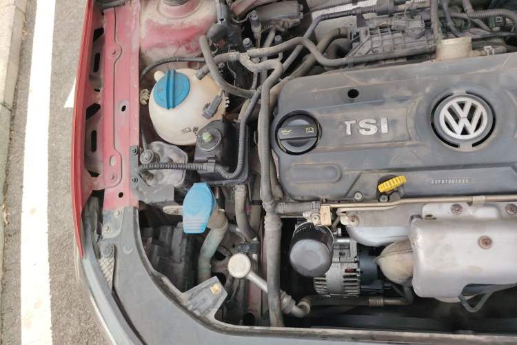 Used Volkswagen Bora 2014 1.4TSI Automatic Comfort Model Engine Bay Right