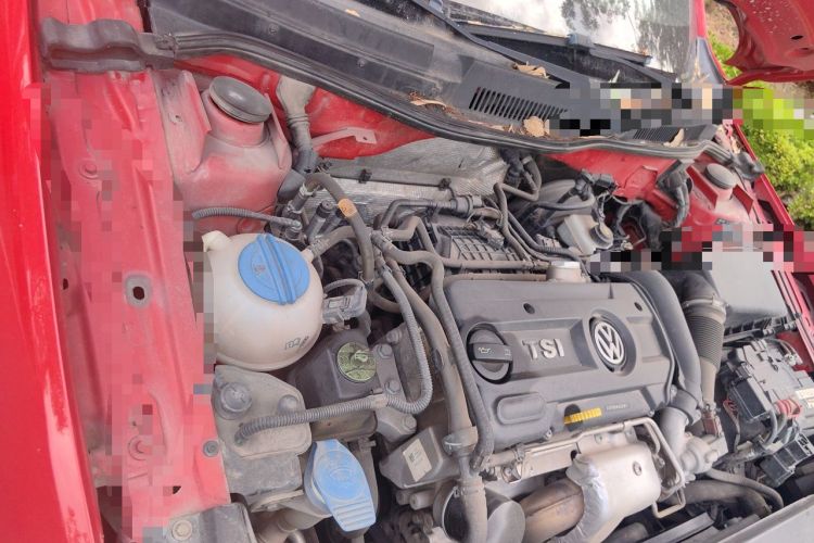 Used Volkswagen Bora 2014 1.4TSI Automatic Sportline Engine Bay Right
