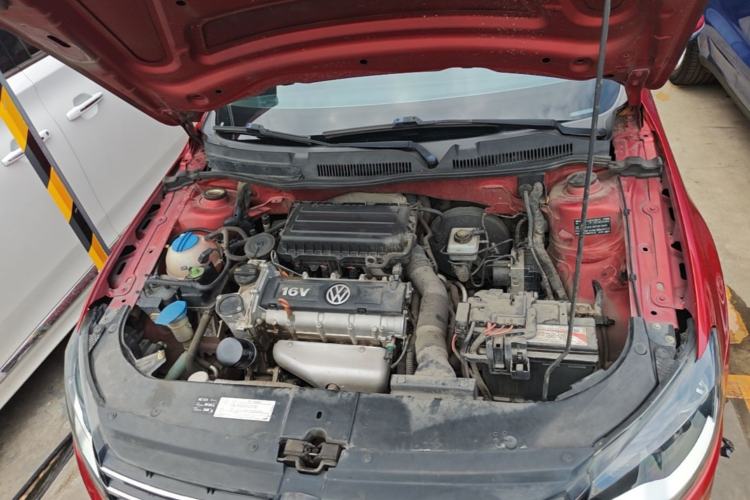 Used Volkswagen Bora 2014 1.6L Automatic Comfort Model Engine Bay