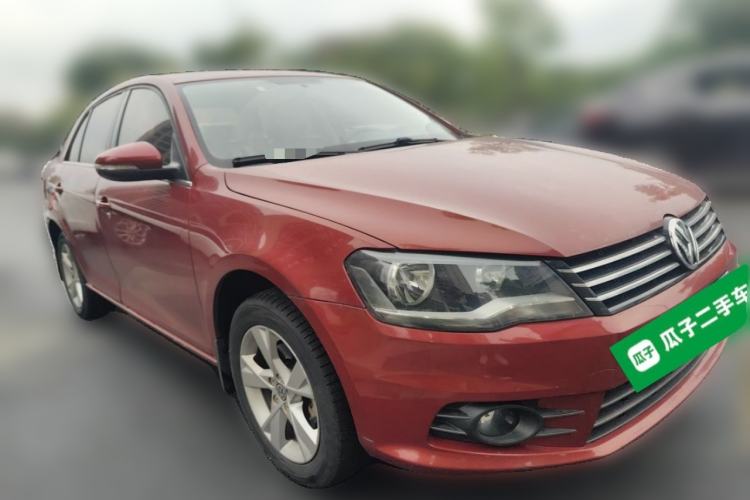 Used Volkswagen Bora 2014 1.6L Automatic Comfort Model Front Right 45 Deg
