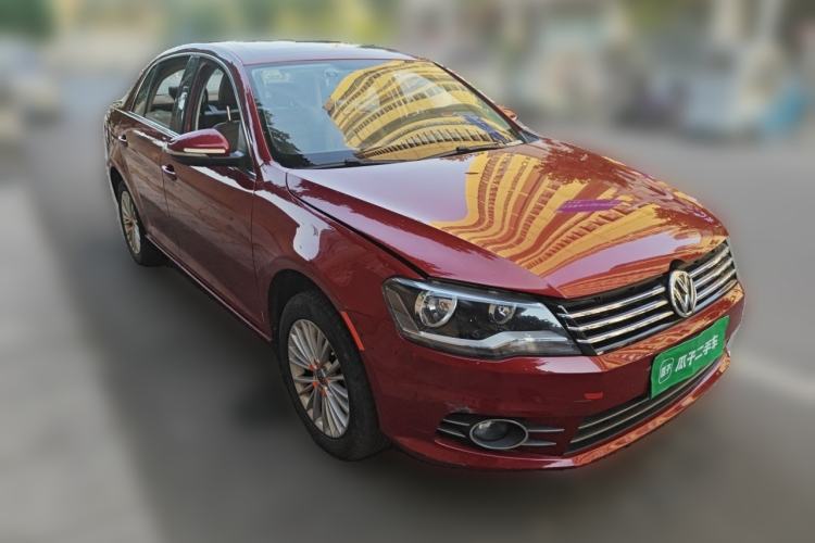 Used Volkswagen Bora 2014 1.6L Automatic Luxury Model Front Right 45 Deg