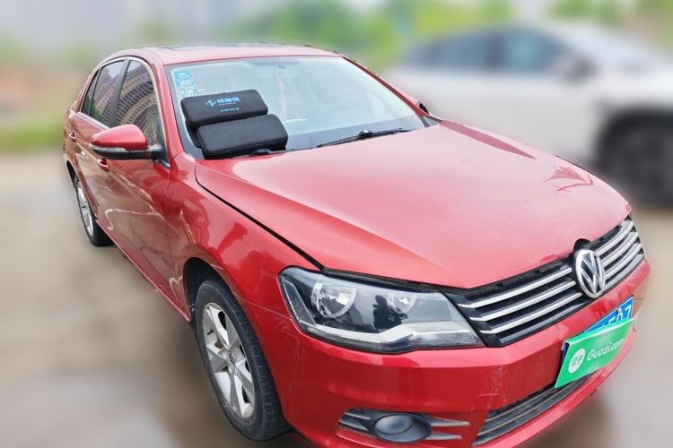 Used Volkswagen Bora 2014 1.6L Automatic Comfort Model Front Right 45 Deg
