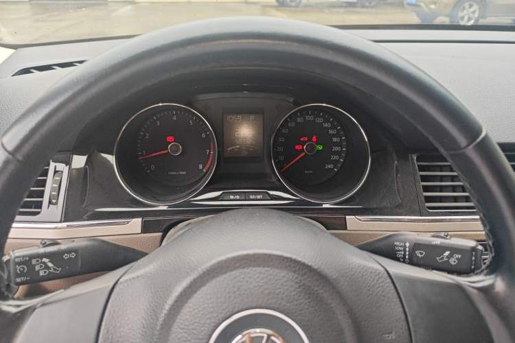 Used Volkswagen Bora 2014 1.4TSI Automatic Comfort Model Instrument Cluster