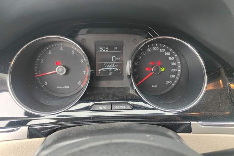Used Volkswagen Bora 2014 1.6L Automatic Comfort Model Instrument Cluster