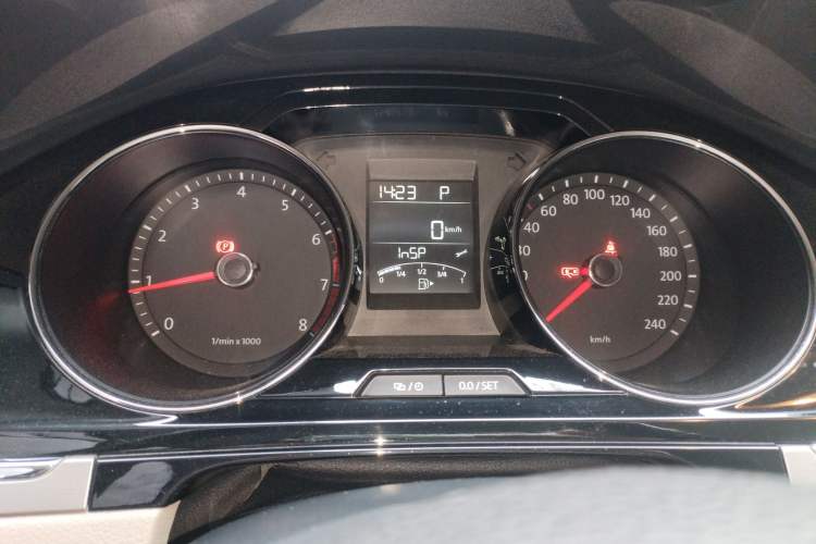 Used Volkswagen Bora 2014 1.6L Automatic Comfort Model Instrument Cluster