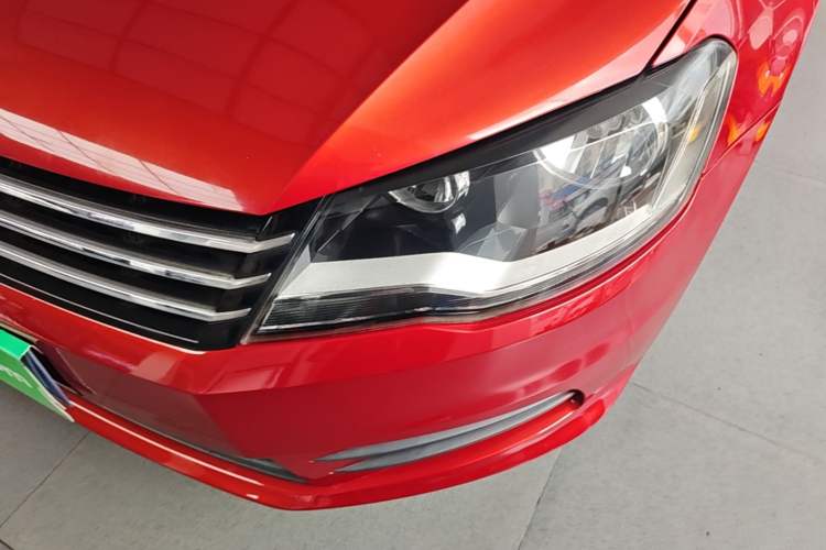 Used Volkswagen Bora 2014 1.6L Automatic Fashion Model Left Front Headlight