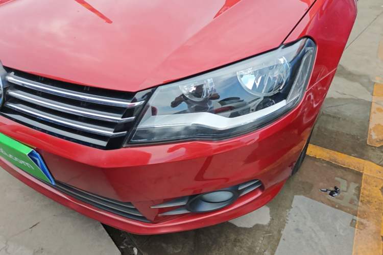 Used Volkswagen Bora 2014 1.6L Automatic Comfort Model Left Front Headlight