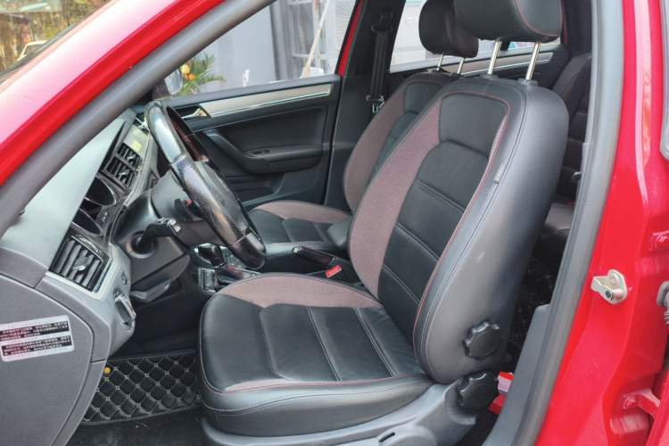 Used Volkswagen Bora 2014 1.4TSI Automatic Sportline Left Front Seat