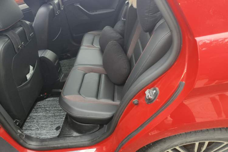 Used Volkswagen Bora 2014 1.4TSI Automatic Sportline Left Rear Seat