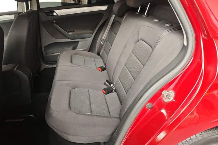 Used Volkswagen Bora 2014 1.6L Automatic Fashion Model Left Rear Seat