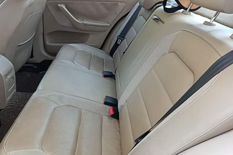Used Volkswagen Bora 2014 1.6L Automatic Comfort Model Left Rear Seat