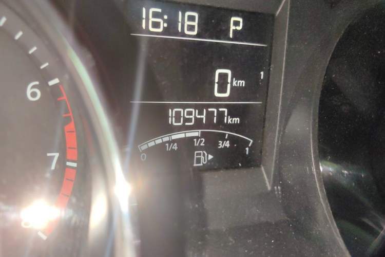 Used Volkswagen Bora 2014 1.4TSI Automatic Sportline Odometer Close Up