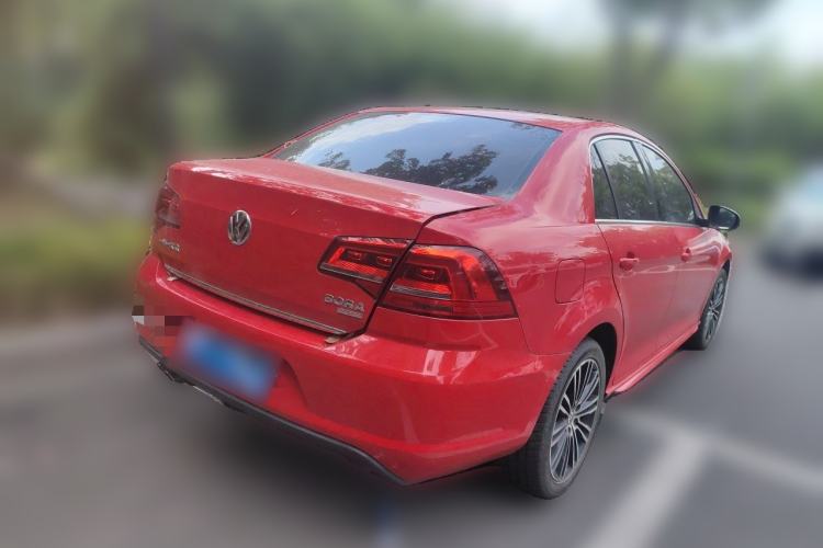 Used Volkswagen Bora 2014 1.4TSI Automatic Sportline Rear Right 45 Deg